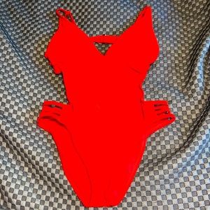 Shade & Shore L one piece with cutouts Red